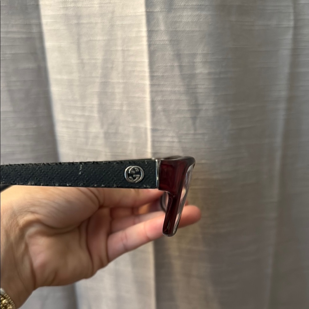 Gucci Women's Glasses - Black and Red